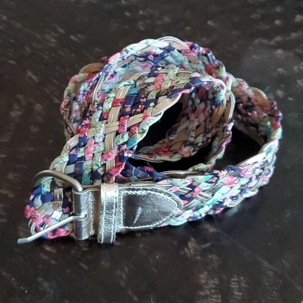 VINTAGE CHUNKY MULTICOLR BRAIDED BELT GIRLIE PINK PURPLE SILVER GREEN BLUE